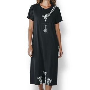 4/$20 VTG Cite Black Giraffe Maxi Dress